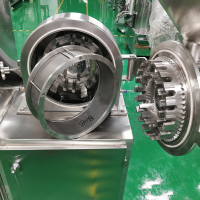 60-150 กก. / ชม. ตะแกรงตาข่ายแบบปรับได้ Universal Crusher Profesional Spice Grinding Machines